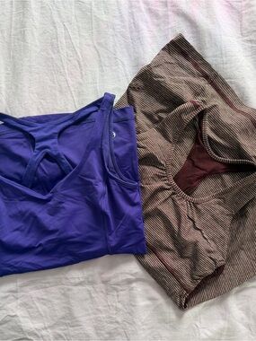 two built in bra lulu athletic tank tops